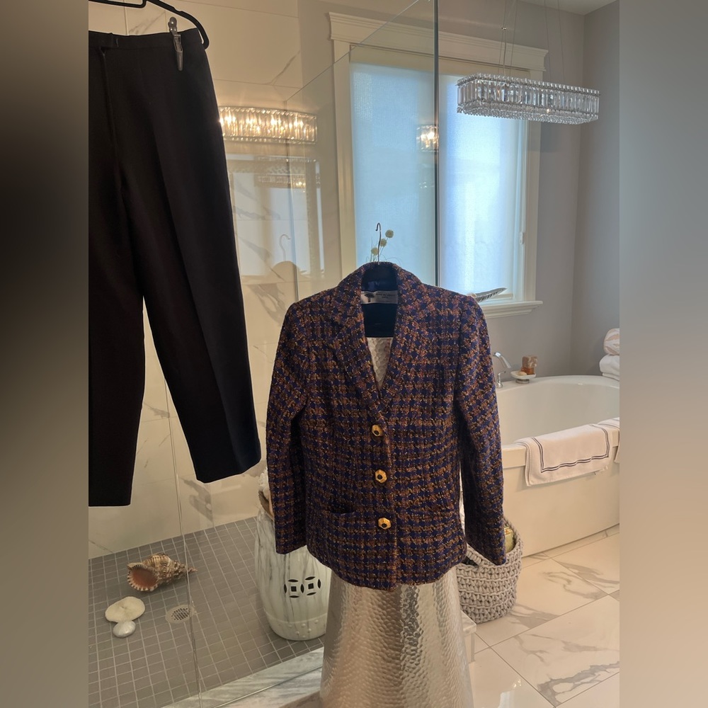 Anne de Villers Paris two piece, CEO boss, babe business suit set vintage gem